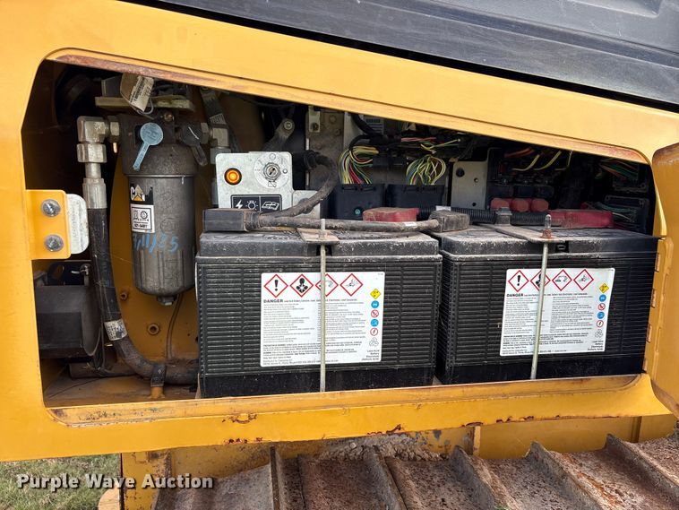 image for item EA7097 2018 Caterpillar D3K2 LGP dozer