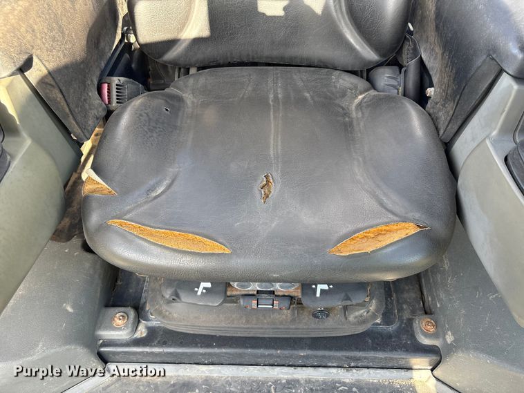 image for item EA7097 2018 Caterpillar D3K2 LGP dozer