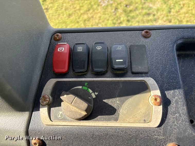 image for item EA7097 2018 Caterpillar D3K2 LGP dozer