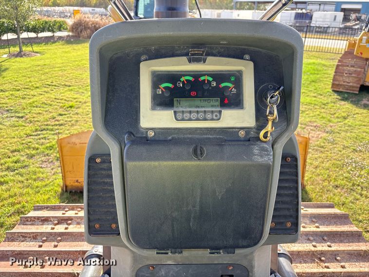 image for item EA7097 2018 Caterpillar D3K2 LGP dozer