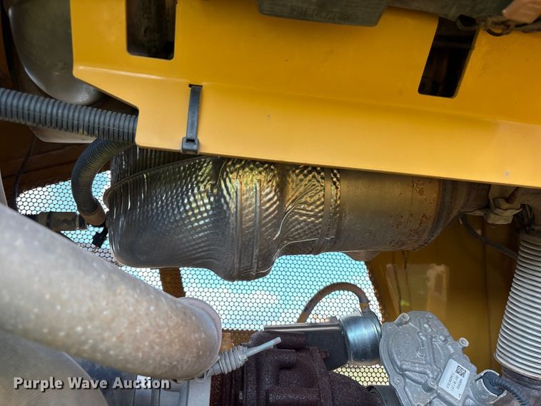 image for item EA7097 2018 Caterpillar D3K2 LGP dozer