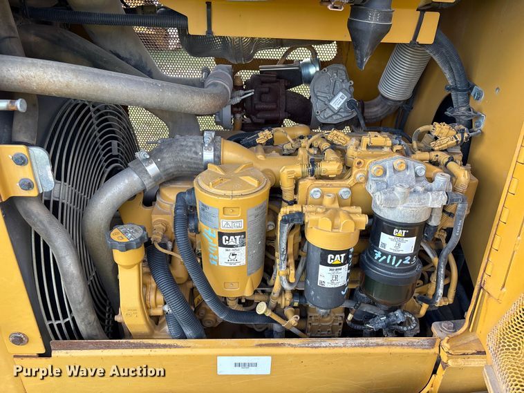 image for item EA7097 2018 Caterpillar D3K2 LGP dozer