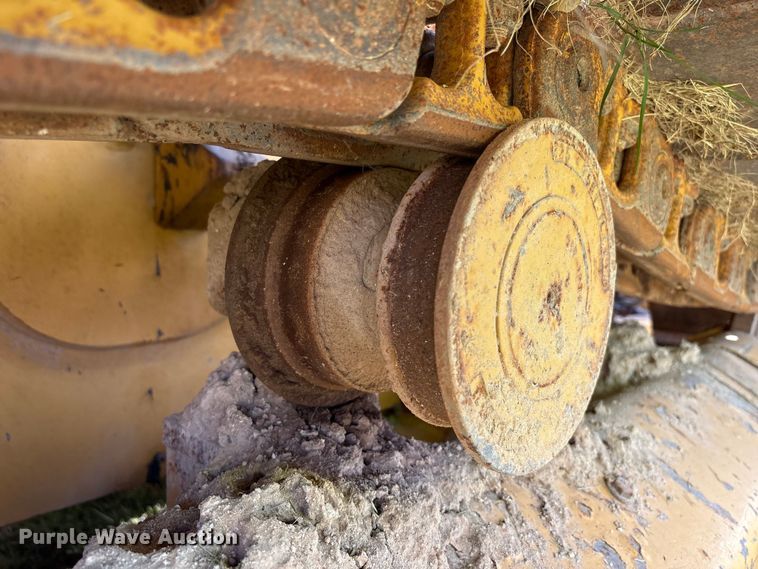 image for item EA7097 2018 Caterpillar D3K2 LGP dozer