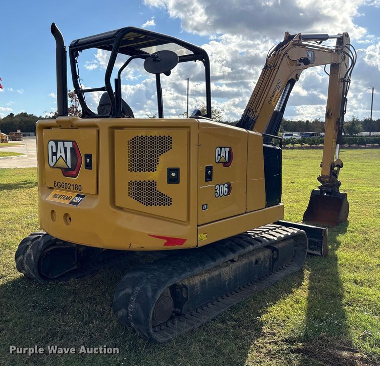 EXCAVADORA 2021 CATERPILLAR 306CR