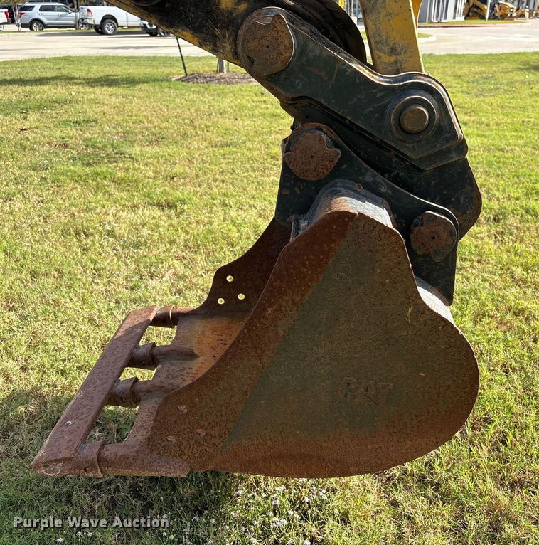 image for item EA7098 2021 Caterpillar 306 CR mini excavator