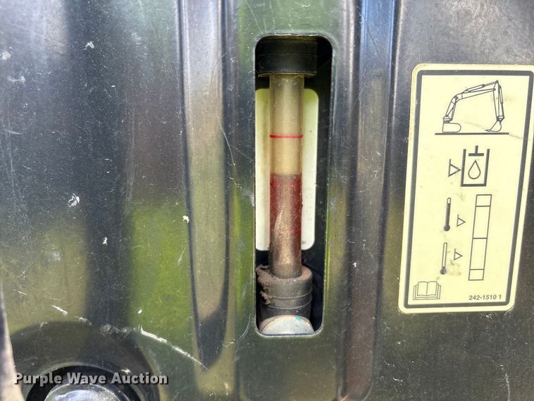 image for item EA7098 2021 Caterpillar 306 CR mini excavator