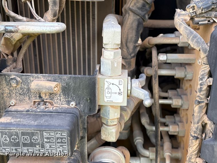 image for item EA7098 2021 Caterpillar 306 CR mini excavator