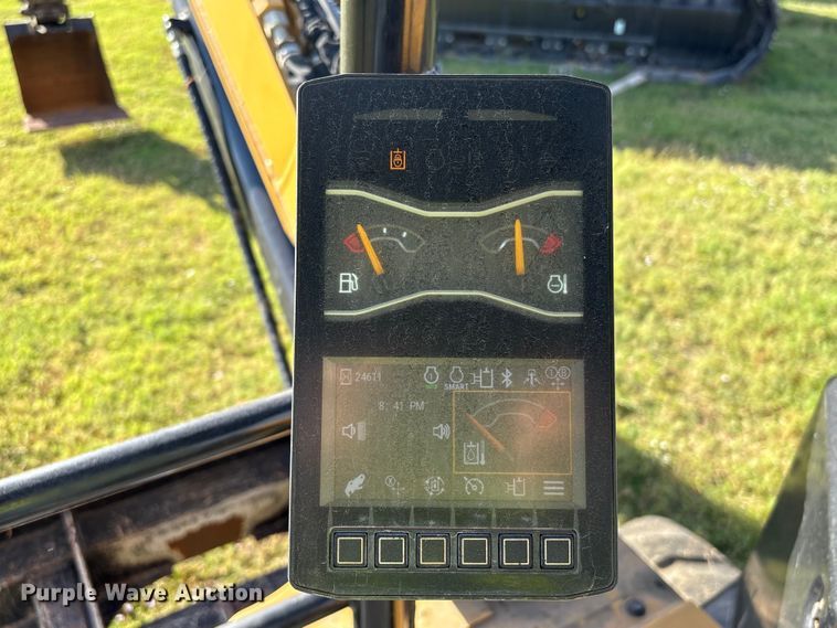 image for item EA7098 2021 Caterpillar 306 CR mini excavator