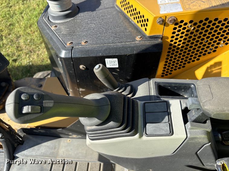 image for item EA7098 2021 Caterpillar 306 CR mini excavator