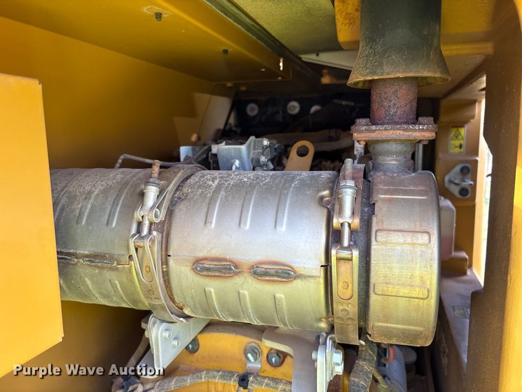 image for item EA7098 2021 Caterpillar 306 CR mini excavator