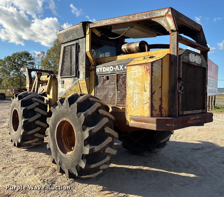 image for item EA7099 Hydro-Ax 411EX feller buncher