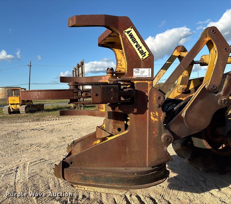 image for item EA7099 Hydro-Ax 411EX feller buncher