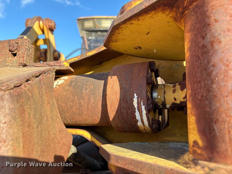 image for item EA7099 Hydro-Ax 411EX feller buncher