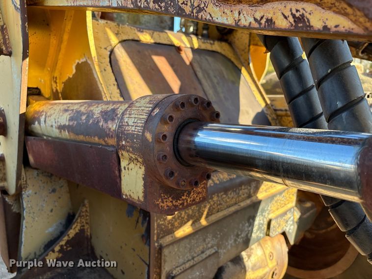 image for item EA7099 Hydro-Ax 411EX feller buncher