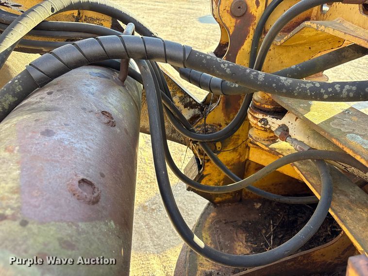 image for item EA7099 Hydro-Ax 411EX feller buncher