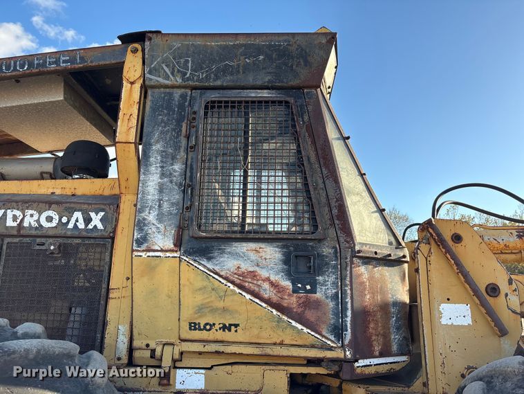 image for item EA7099 Hydro-Ax 411EX feller buncher