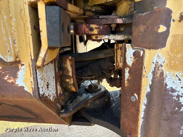 image for item EA7099 Hydro-Ax 411EX feller buncher