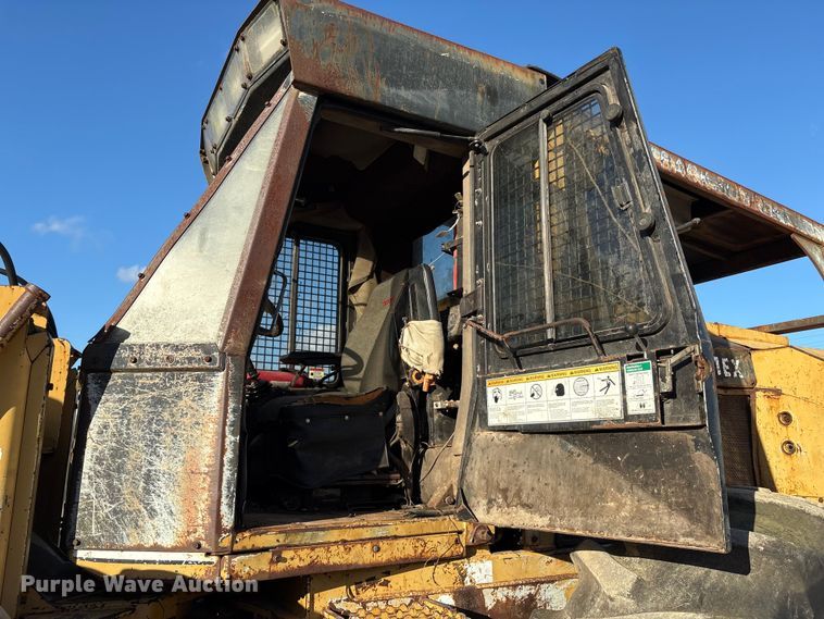 image for item EA7099 Hydro-Ax 411EX feller buncher