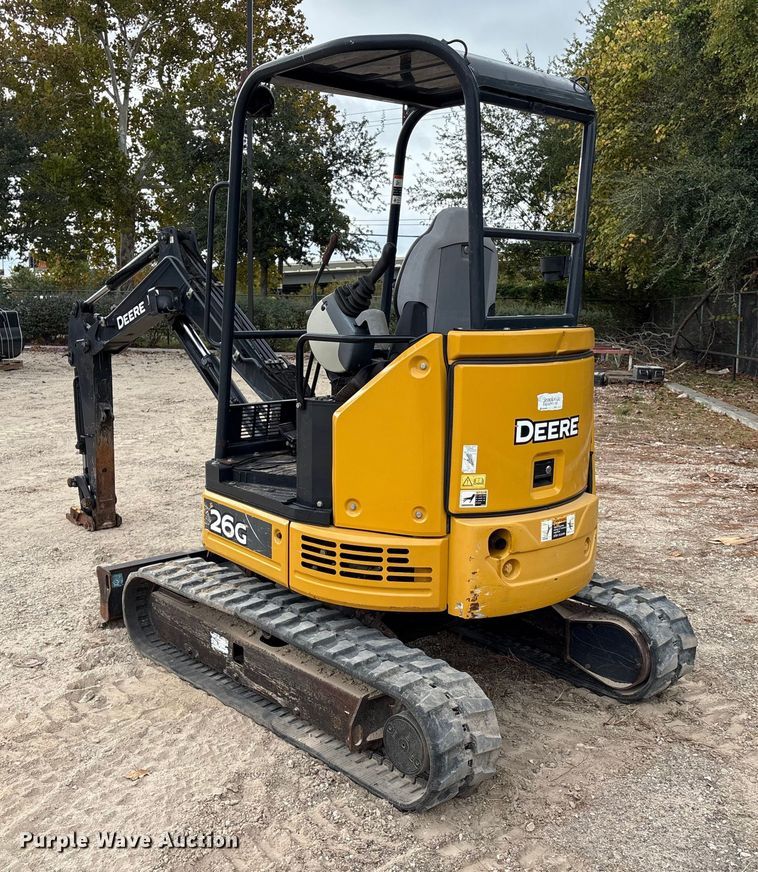 image for item EA7101 2018 John Deere 26G mini excavator