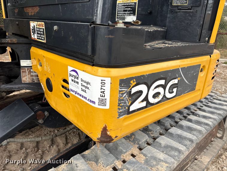 image for item EA7101 2018 John Deere 26G mini excavator