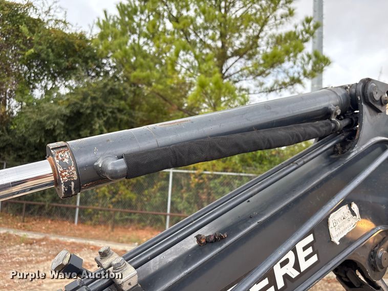 image for item EA7101 2018 John Deere 26G mini excavator