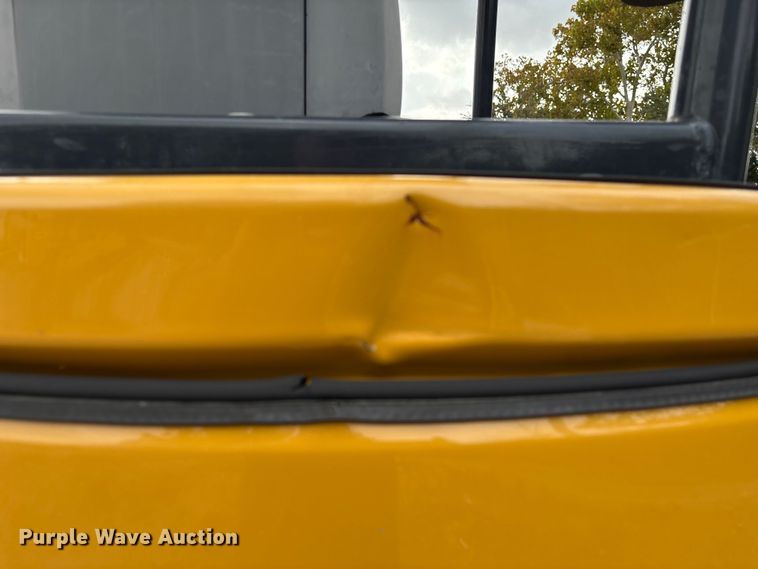 image for item EA7101 2018 John Deere 26G mini excavator