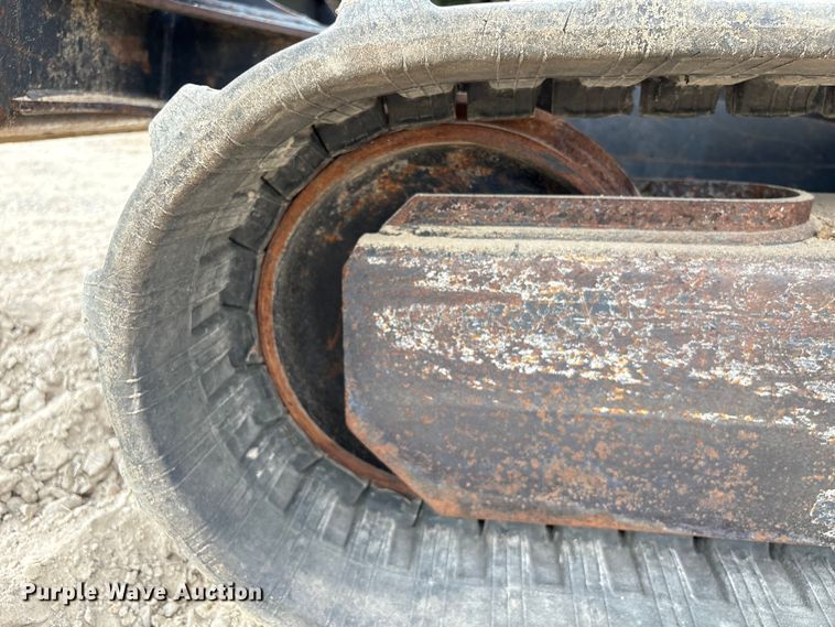 image for item EA7101 2018 John Deere 26G mini excavator