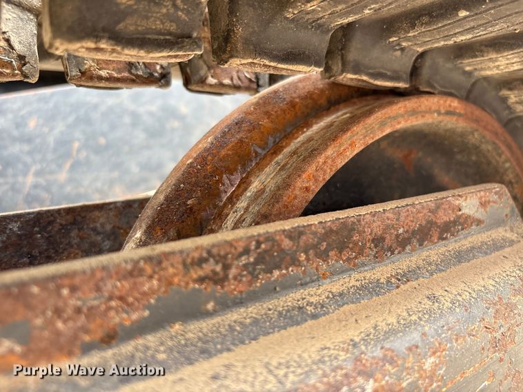 image for item EA7101 2018 John Deere 26G mini excavator