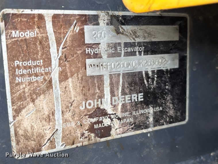 image for item EA7101 2018 John Deere 26G mini excavator