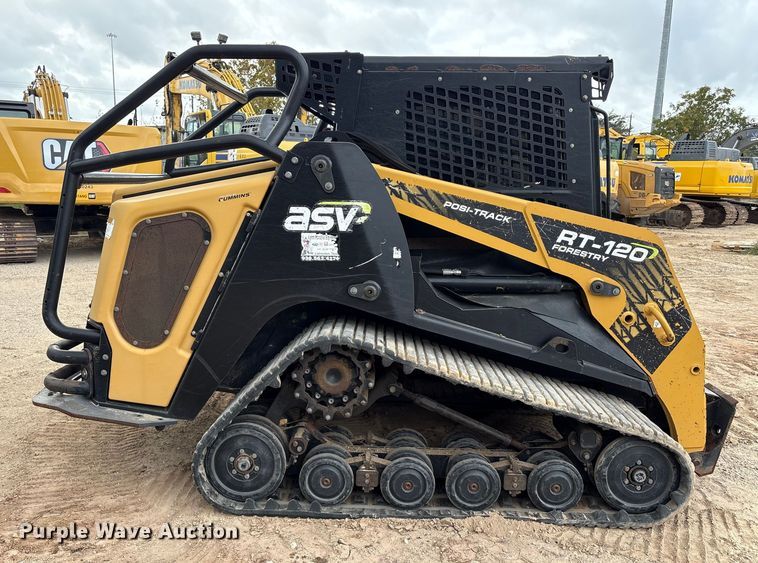 MINI CARGADOR SOBRE ORUGAS 2018 ASV RT120F