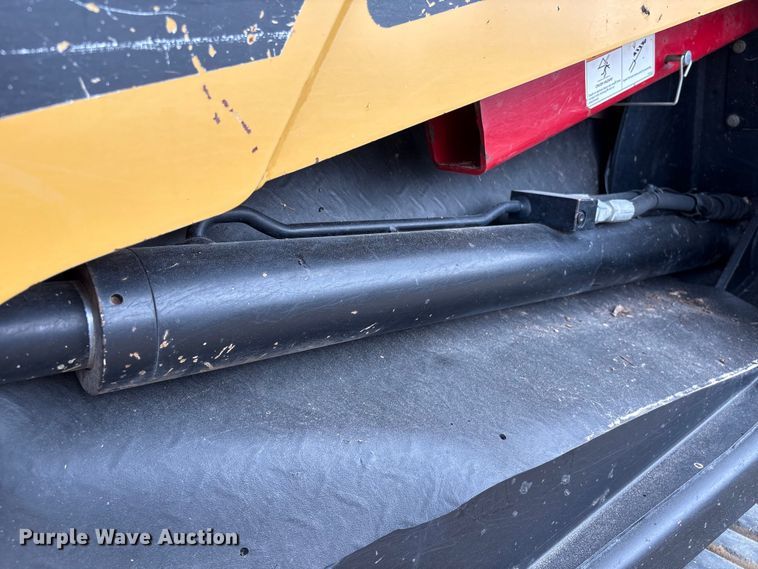 image for item EA7102 2018 ASV RT120F tracked skid steer loader