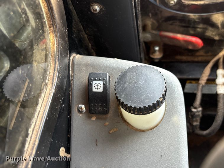 image for item EA7102 2018 ASV RT120F tracked skid steer loader