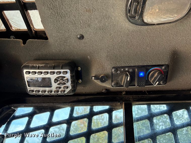 image for item EA7102 2018 ASV RT120F tracked skid steer loader