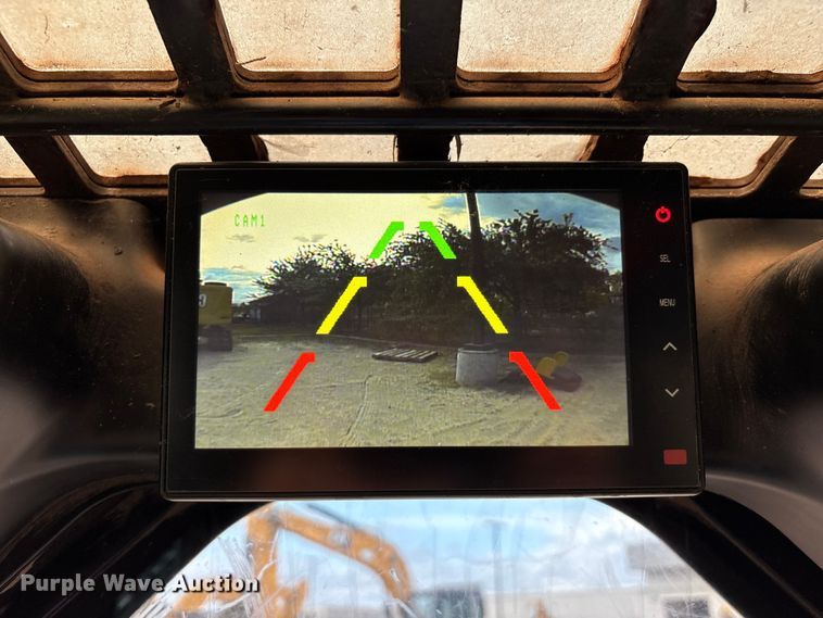 image for item EA7102 2018 ASV RT120F tracked skid steer loader