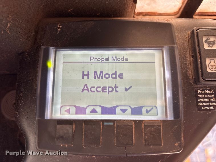 image for item EA7102 2018 ASV RT120F tracked skid steer loader