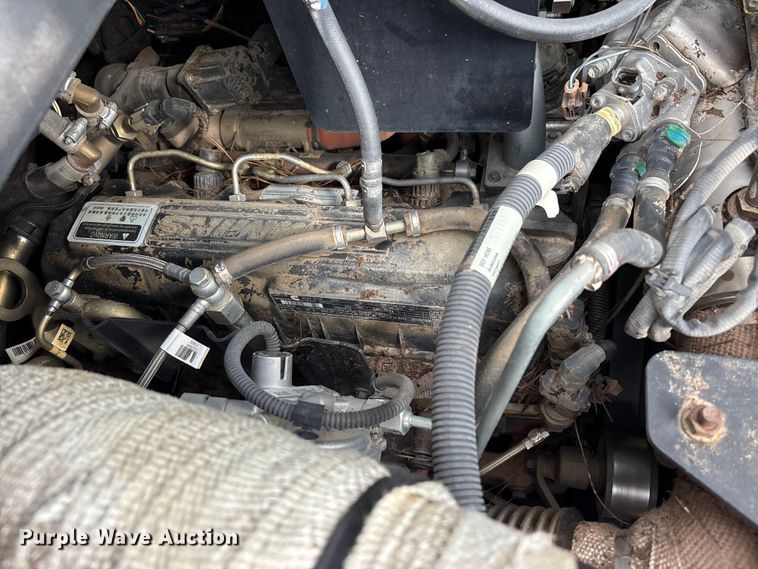 image for item EA7102 2018 ASV RT120F tracked skid steer loader