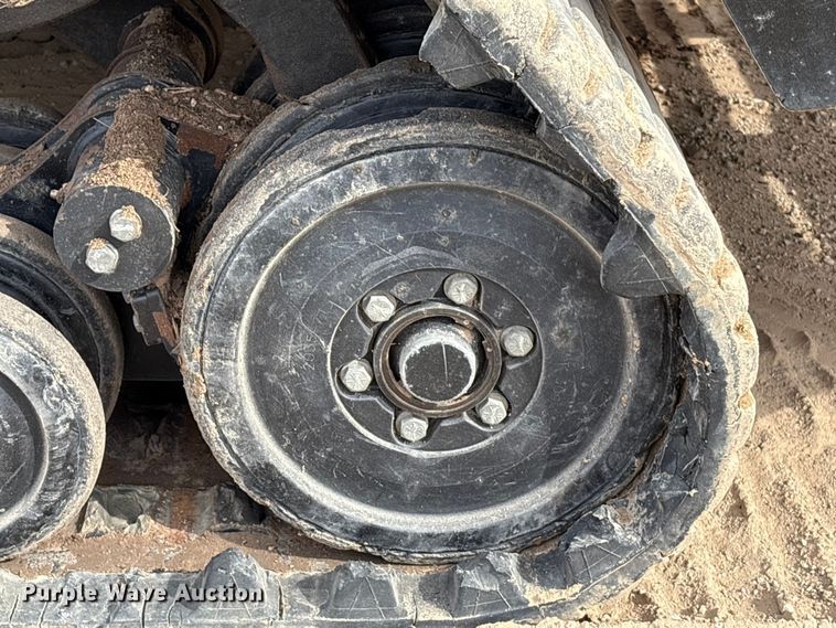 image for item EA7102 2018 ASV RT120F tracked skid steer loader