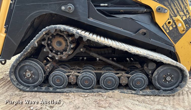 image for item EA7102 2018 ASV RT120F tracked skid steer loader