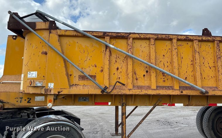 image for item EA7107 1991 Lufkin TD-25 end dump trailer