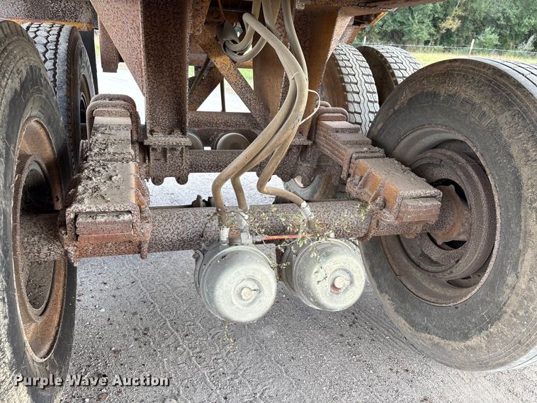 image for item EA7107 1991 Lufkin TD-25 end dump trailer