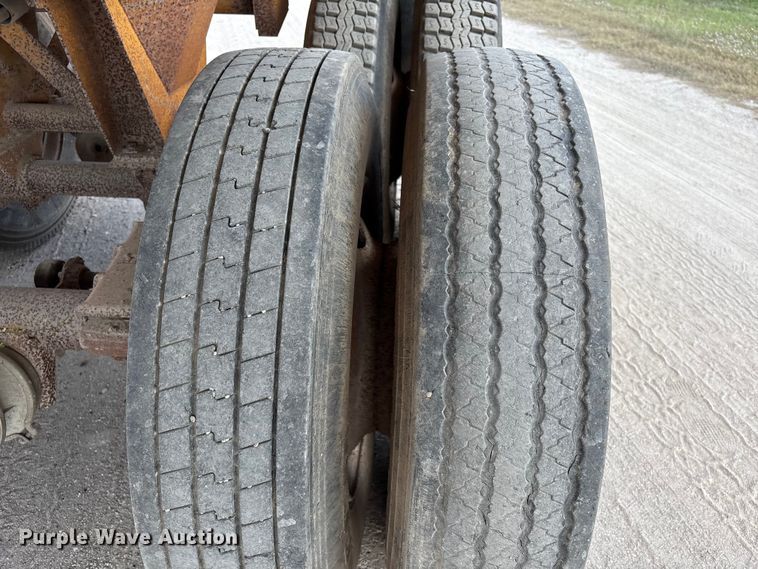 image for item EA7107 1991 Lufkin TD-25 end dump trailer