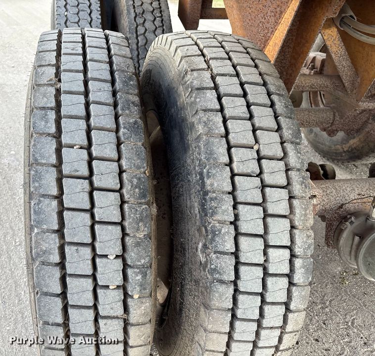 image for item EA7107 1991 Lufkin TD-25 end dump trailer