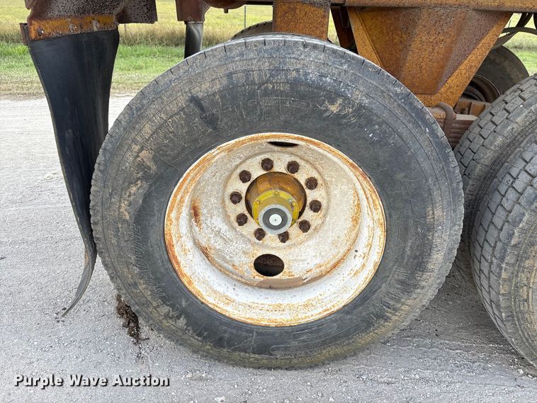 image for item EA7107 1991 Lufkin TD-25 end dump trailer