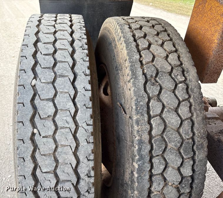 image for item EA7107 1991 Lufkin TD-25 end dump trailer