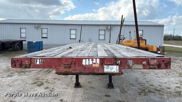 image for item EA7108 1996 Transcraft TL2000 S2 flatbed trailer