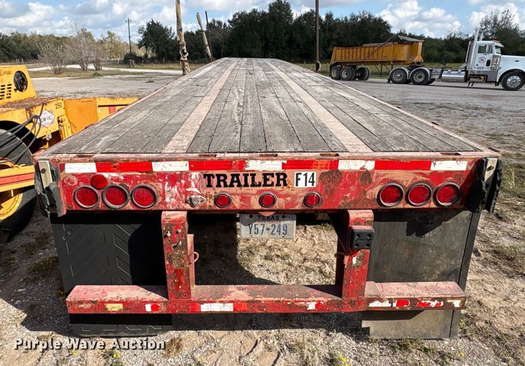 image for item EA7108 1996 Transcraft TL2000 S2 flatbed trailer