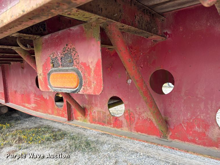 image for item EA7108 1996 Transcraft TL2000 S2 flatbed trailer