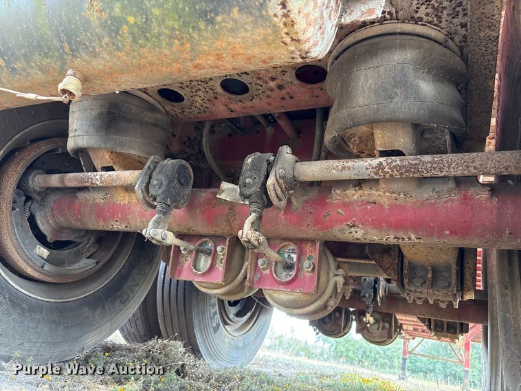 image for item EA7108 1996 Transcraft TL2000 S2 flatbed trailer