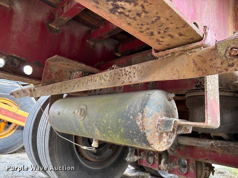 image for item EA7108 1996 Transcraft TL2000 S2 flatbed trailer