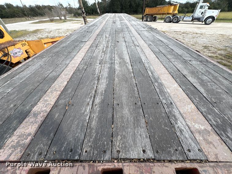 image for item EA7108 1996 Transcraft TL2000 S2 flatbed trailer